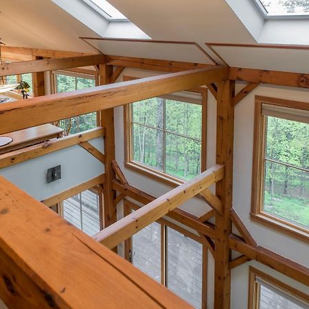 Private Home Overlooking Stevens Lake Great Barrington Exterior foto