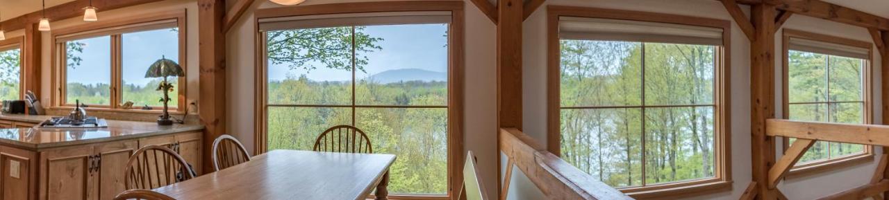 Private Home Overlooking Stevens Lake Great Barrington Exterior foto